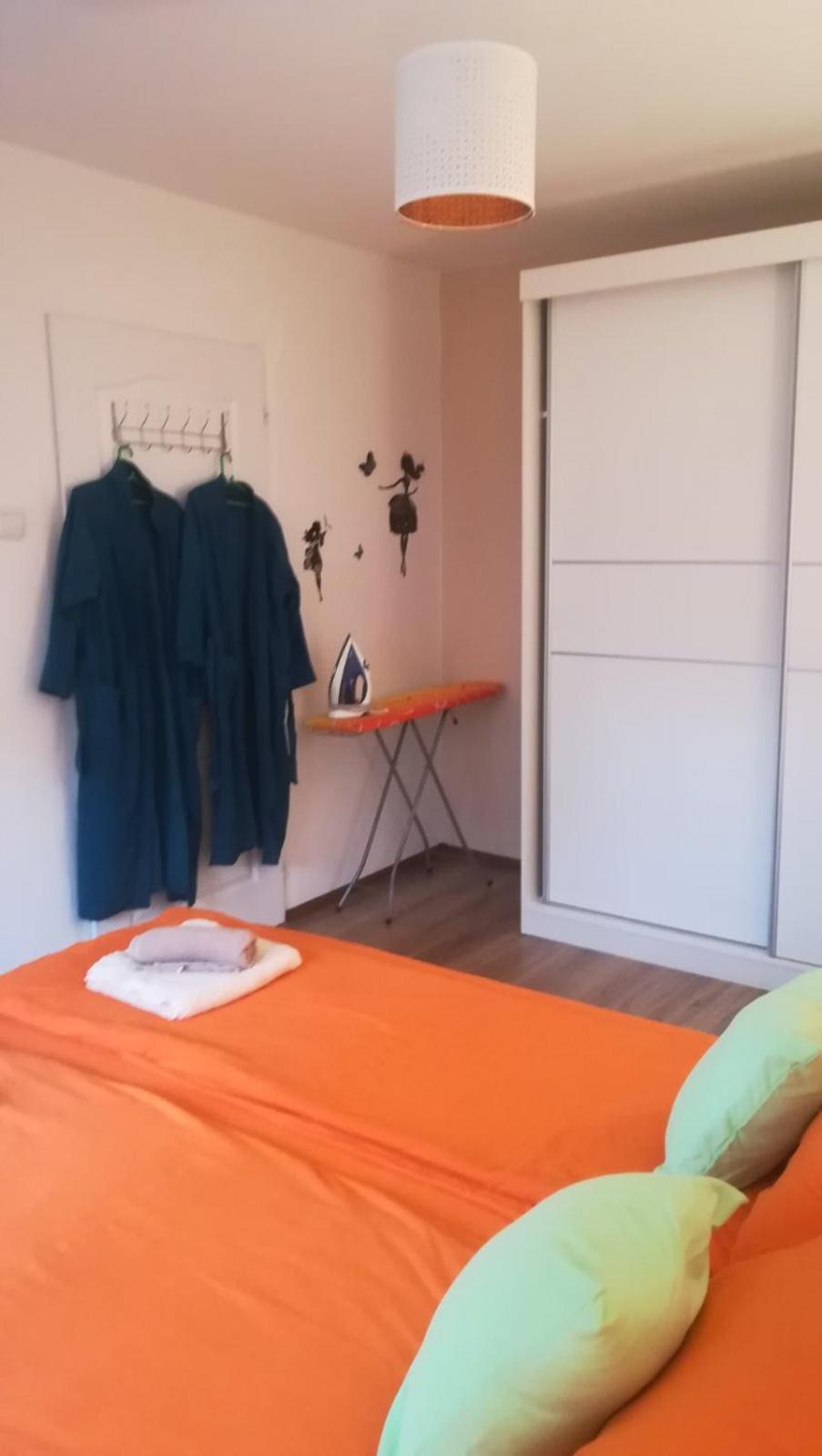 Appartamento Apartman Su Libero Subotica Esterno foto