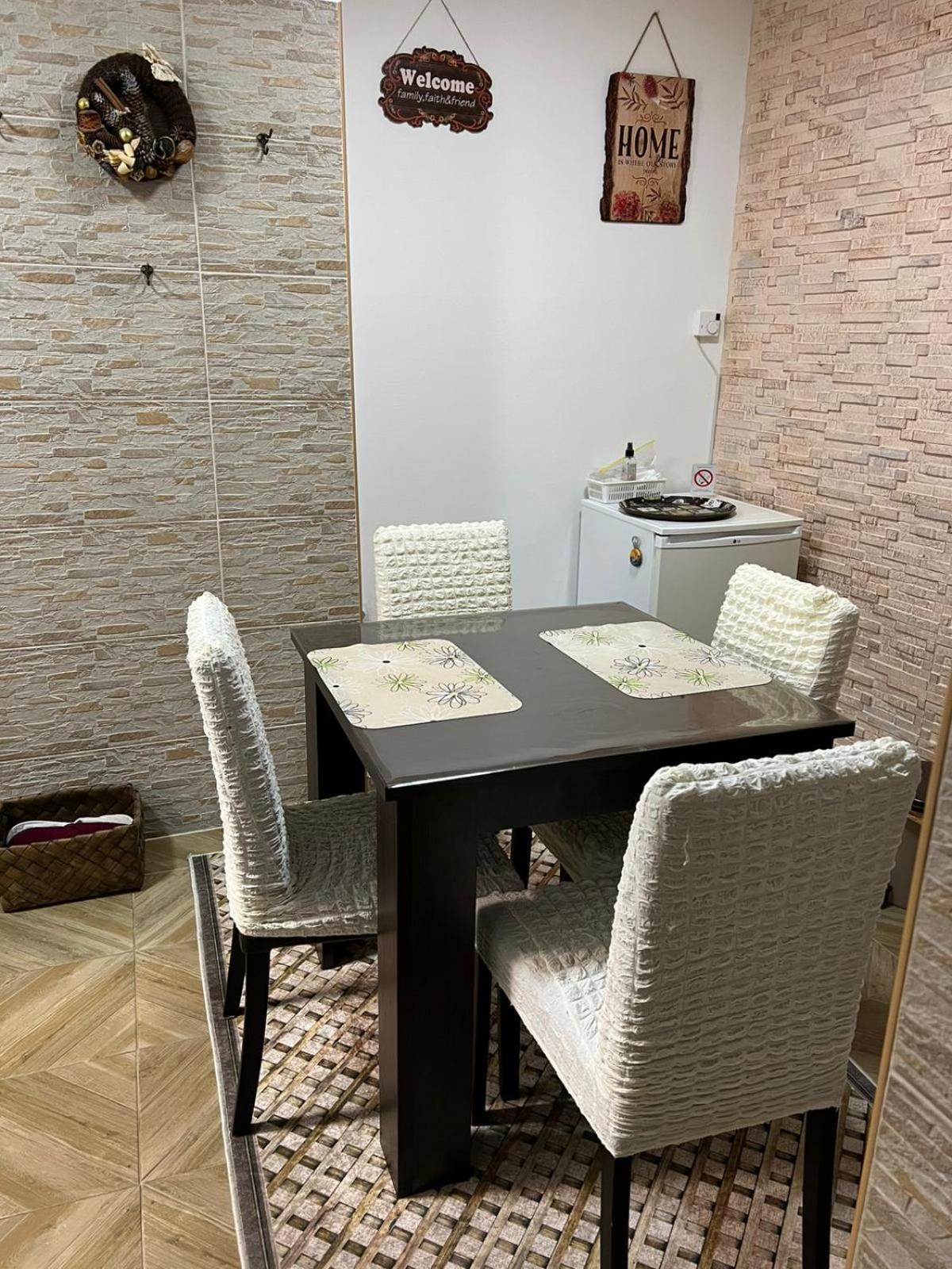 Appartamento Apartman Su Libero Subotica Esterno foto