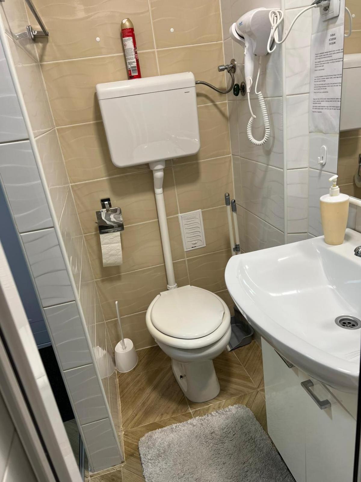 Appartamento Apartman Su Libero Subotica Esterno foto